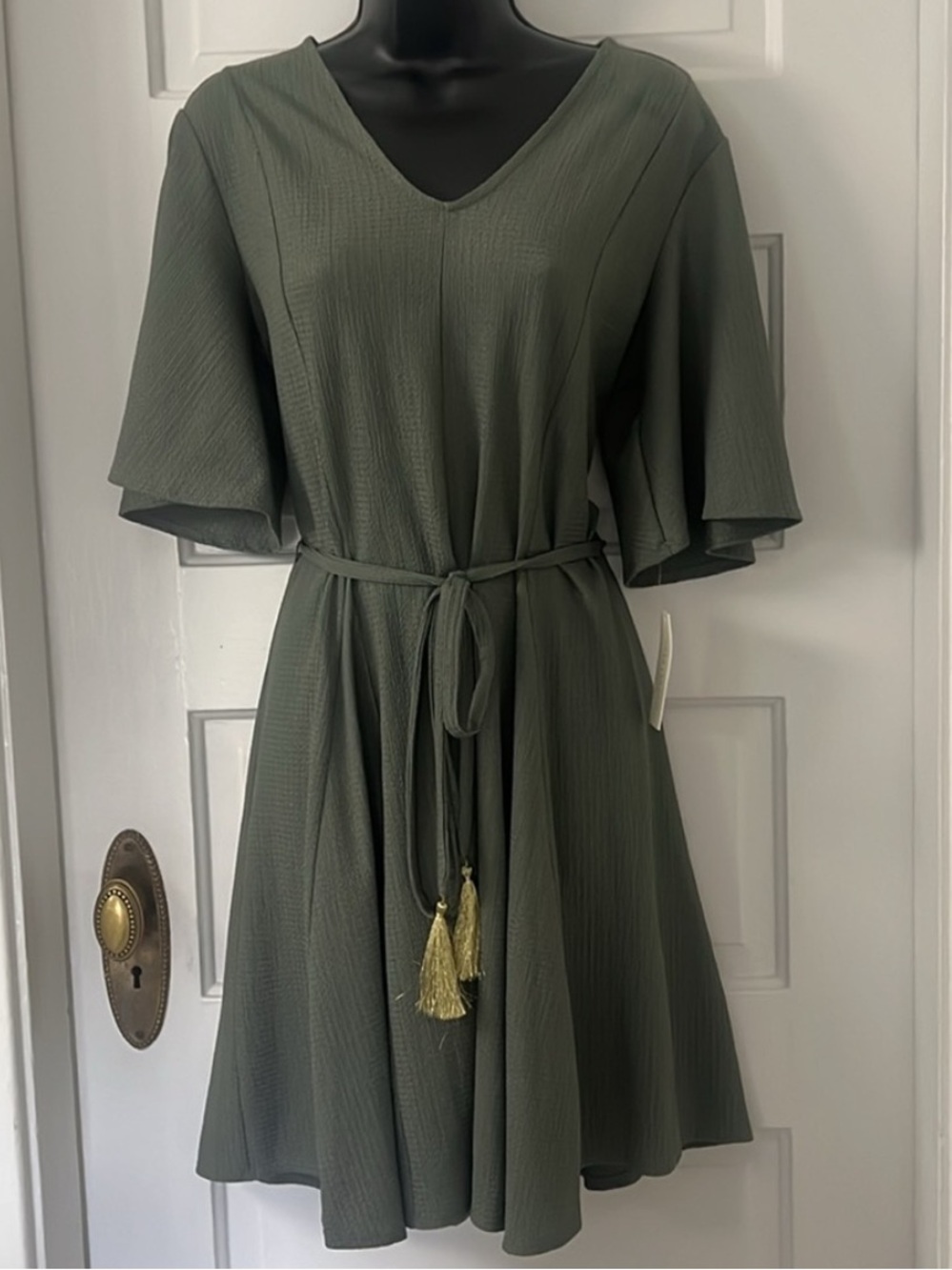 NEW!! Tash + Sophie - Olive Green Dress -Size: M - (NWT)